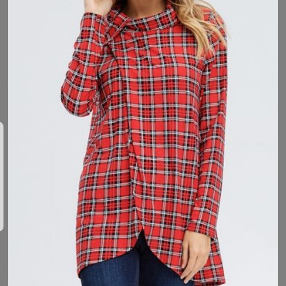 💋Frumos Plaid Tulip Hem Cowl Neck Tunic small size available only